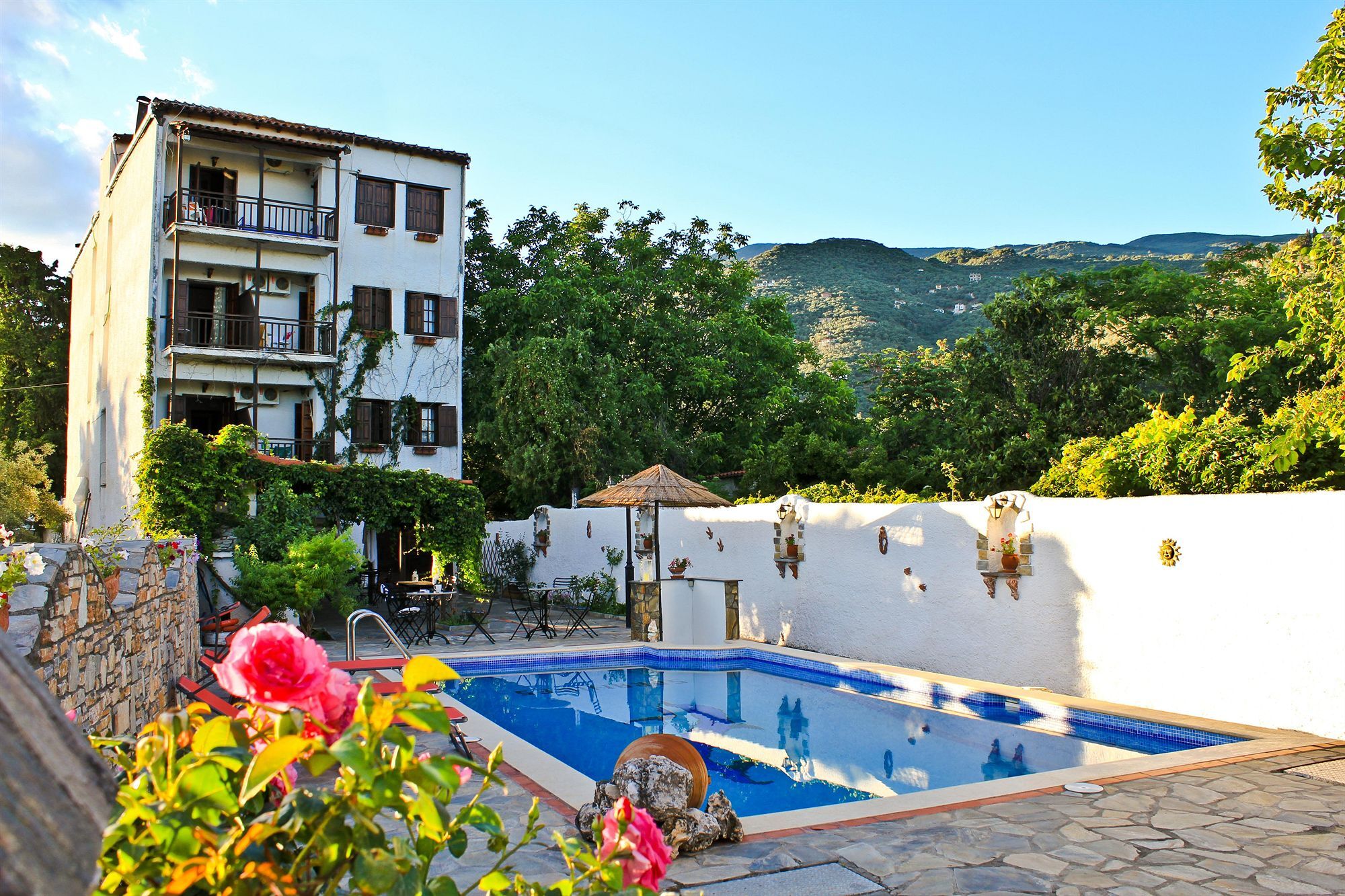 Seranides Boutique Hotel Kato Gatzea Exterior photo
